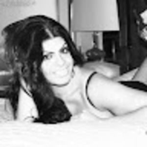 Meet your Posher, Simone